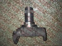 TZ56074100040   转向节