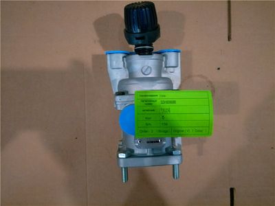 DZ9100360080   气制动阀