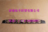 WG1664242091,重汽豪沃T7H保险杠上防滑板WG1664242091,济南佑丰经贸有限公司（原镐煜）