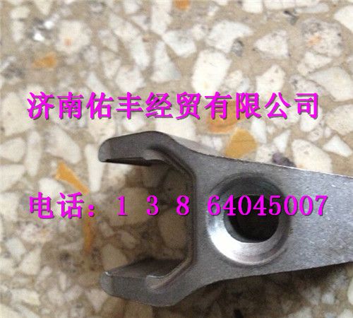 重汽曼MC11发动机喷油器压板200V10104-0065图1