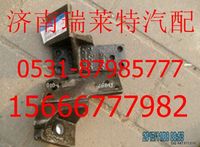歐曼發(fā)動(dòng)機(jī)前懸置支架(左)