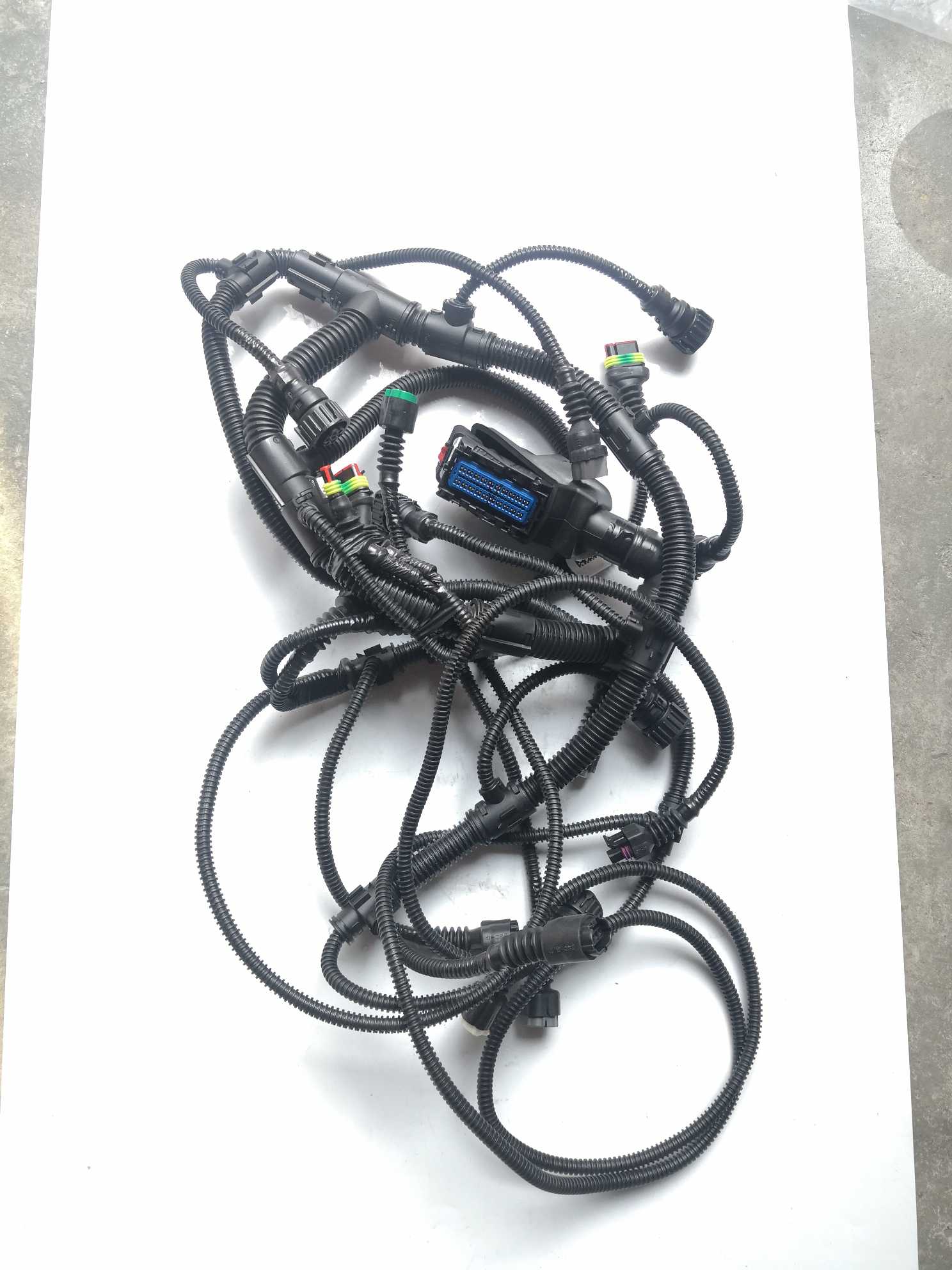 重汽D12发动机线束总成VG1246090065