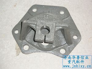 后鋼板前支架AZ9719520007