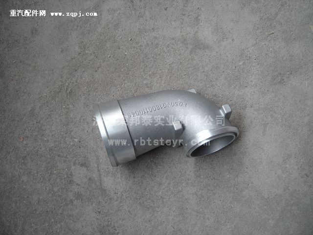 VG1800110045.增压器连接弯管(豪沃)二节图1