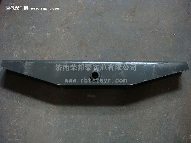 99100930030,99100930030.保险杠前横梁(拖钩梁),济南港新贸易有限公司