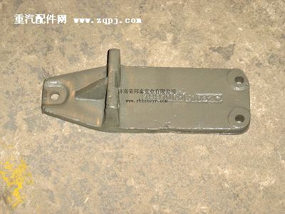 99100590032,99100590032.发动机支架(左),济南港新贸易有限公司