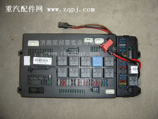 WG9716580013,WG9716580013.右控制模块总成(豪沃),济南港新贸易有限公司