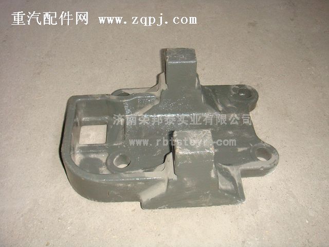 AZ9725520295.推力杆后支架(右,豪沃)图1