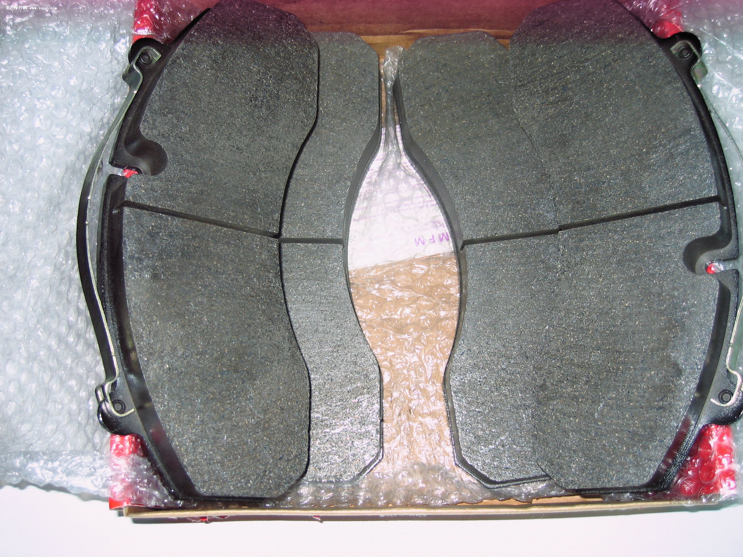 1327.00,豪沃A7前刹车片,广州市星展汽车配件有限公司